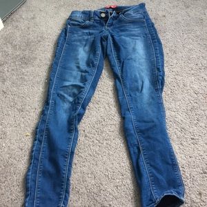 Skinny jean styled thick jegging